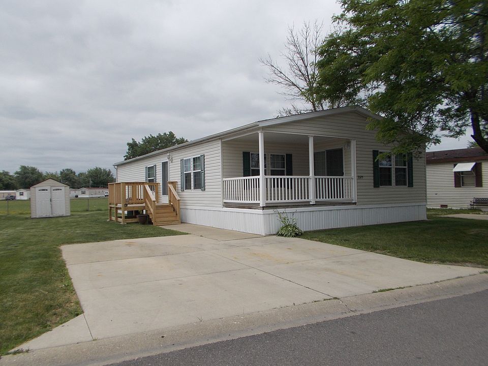 1st image of 3325 Susan Cir S