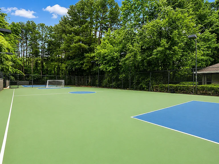 Avana Court — Photo 31