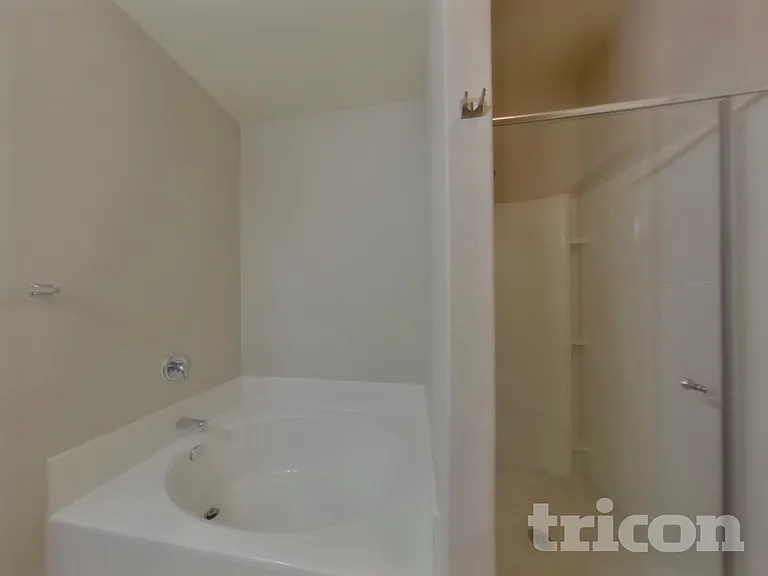 7526 Fettle Ln — Photo 10