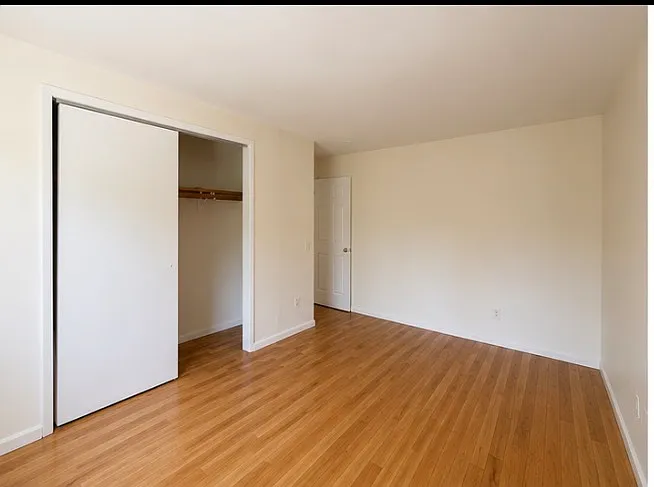 37 Odell Ave #1D — Photo 3