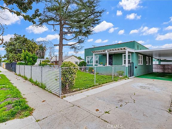 2nd image of 924 W 134th Pl