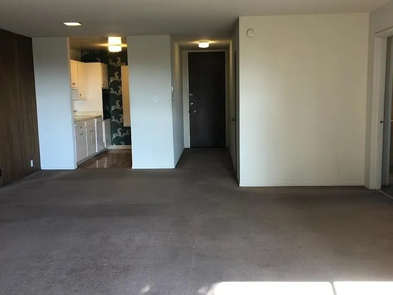 1550 Walnut St #10 — Photo 8