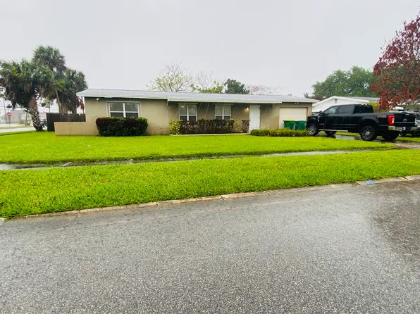 2125 Emerald Ct, Merritt Island, FL 32953