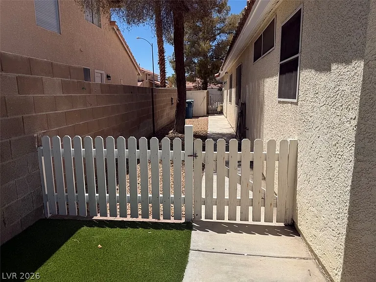 4478 Ruenda Ct — Photo 24
