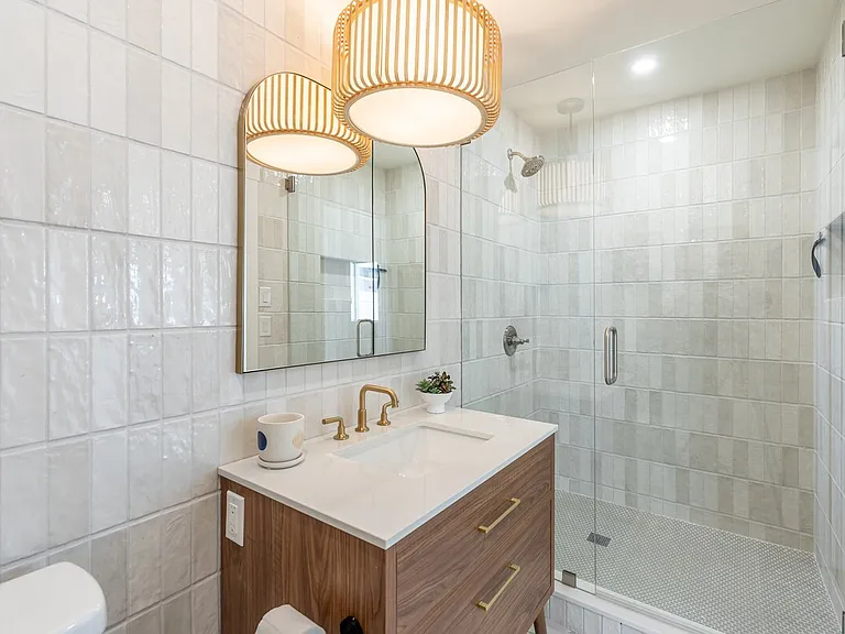 1724 S Horne St — Photo 17