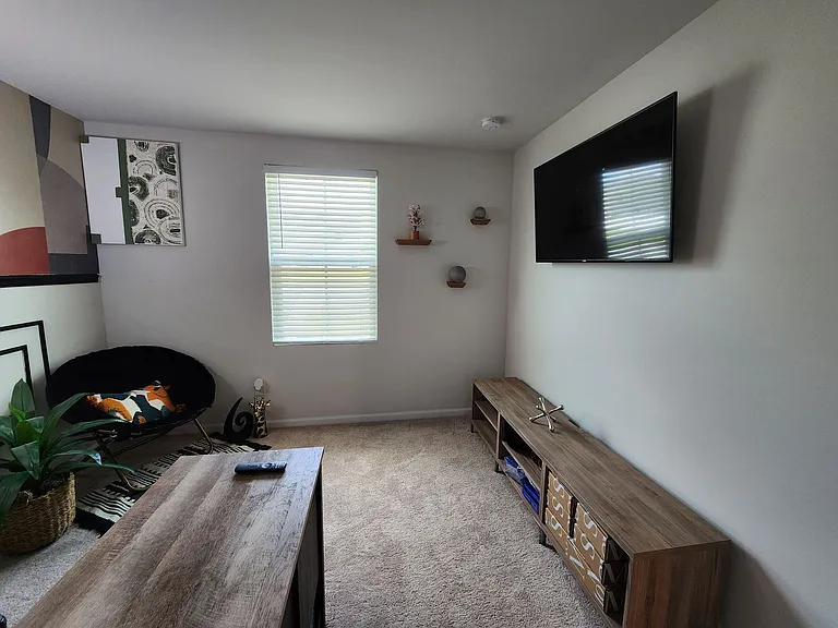 6816 Ludell Ln — Photo 12