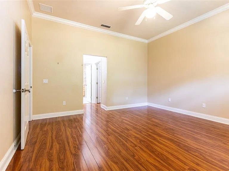 2429 NW 93rd St — Photo 23