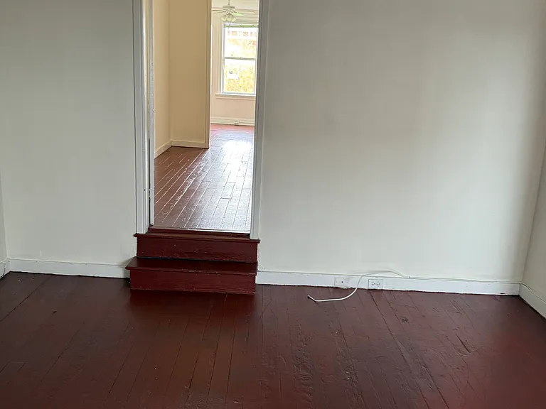 1722 Bolton St #3 — Photo 4