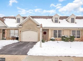4 Oldham Ct, Lancaster, PA 17602