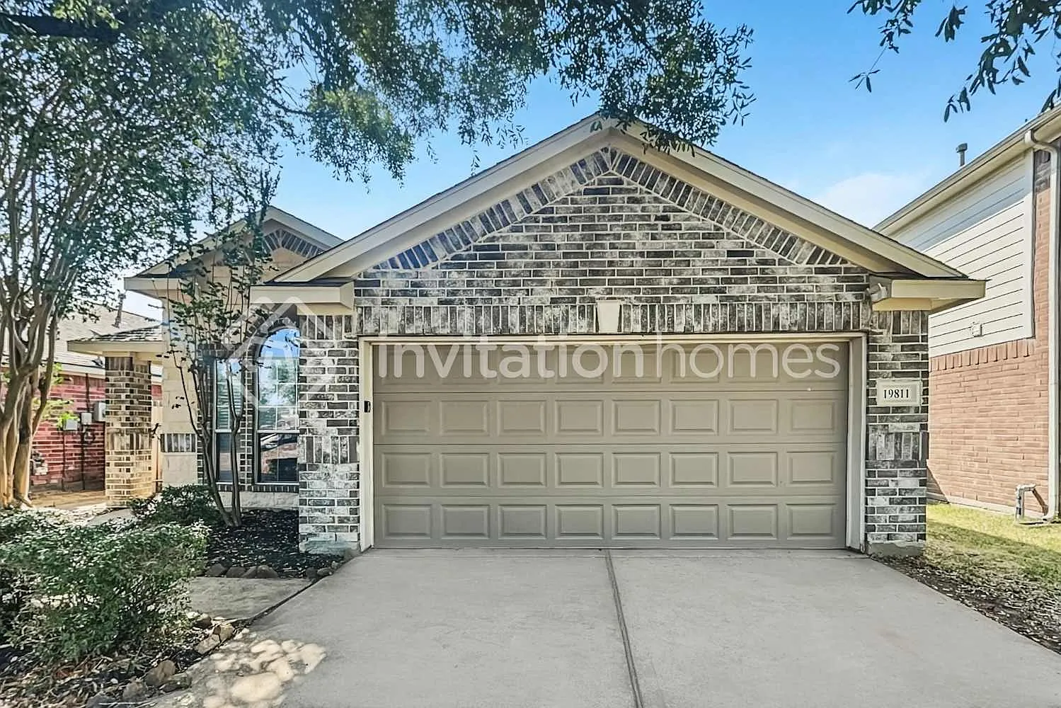 19811 Whispering Hollow Ln Katy, TX 77449 — Photo 1