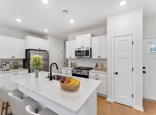 1530 Trellis Ln, West Saint Paul, MN 55118