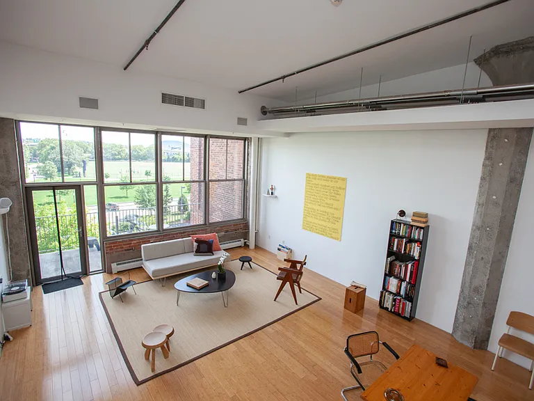 156 Porter St #319 — Photo 4