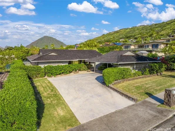 80 Makaweli St, Honolulu, HI 96825