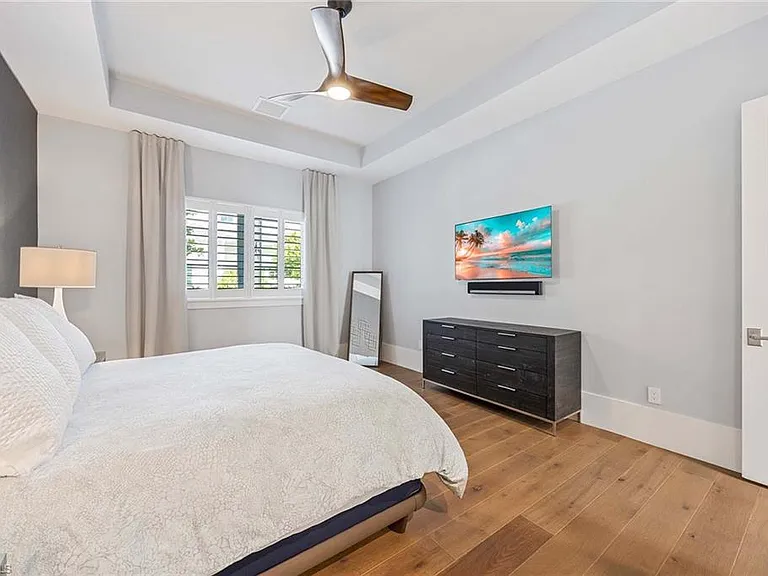 9171 Mercato Ln — Photo 16