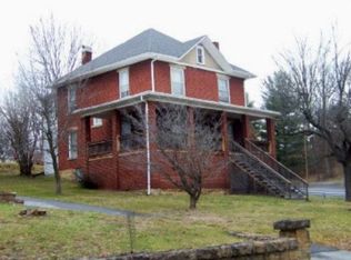 1586 Glenwood Park Rd, Princeton, WV 24739