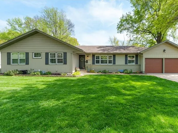 4229 W 97th Ter, Overland Park, KS 66207