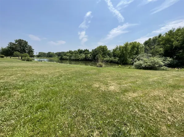 9 Lakeridge Trl, Alton, IL 62002