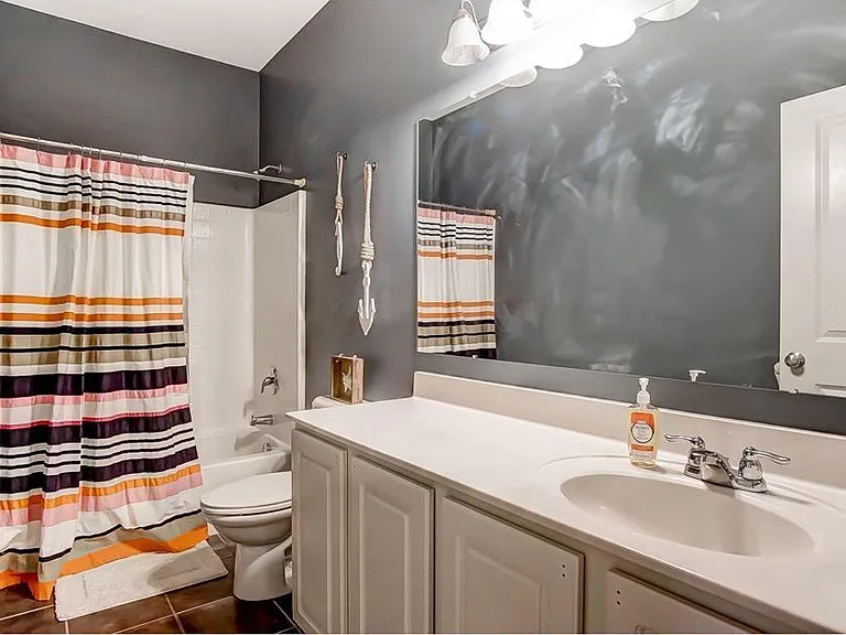 2768 Acarie Dr — Photo 18