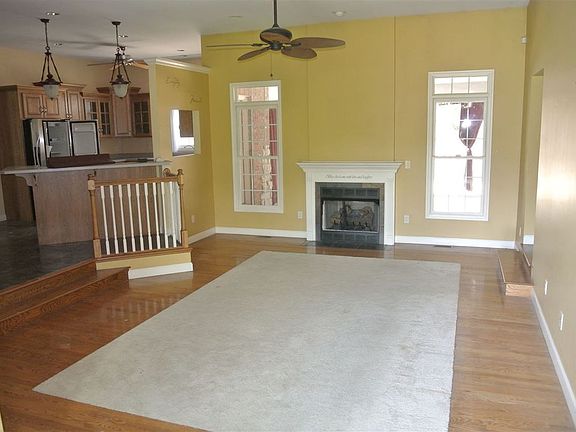 5th image of 1220 W Cape Rock Dr