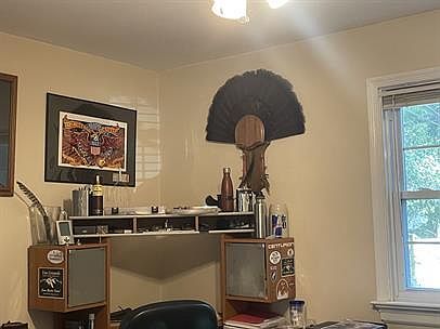 1st image of 4808 Fitzhugh Ave