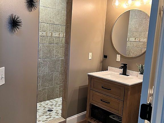 Main floor bathroom