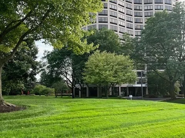 5000 Town Ctr Suite 3204, Southfield, MI 48075