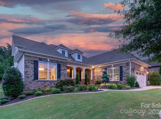 15122 High Bluff Ct, Charlotte, NC 28278