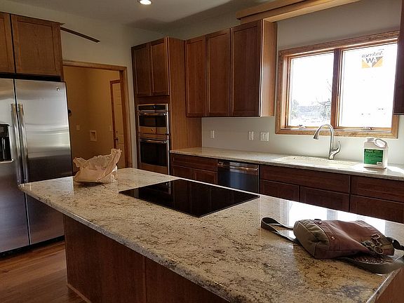 5th image of 4860 Pinckney Rd