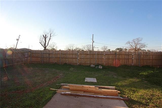 1st image of 3424 Pakenham Dr