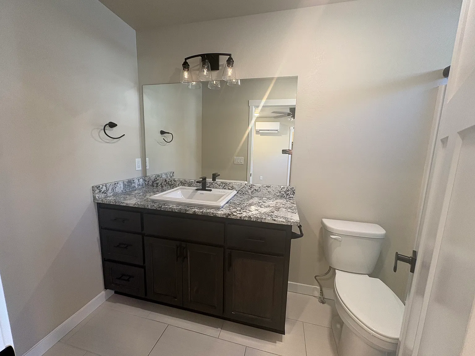 Studio, 500 sqft, $1,045 — Photo 1