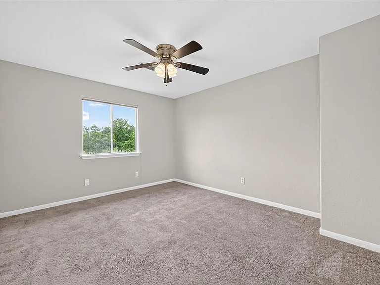 3219 Watercliff Ct — Photo 30