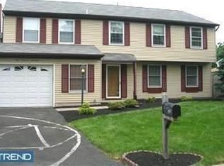 417 Waldon Rd, Langhorne, PA 19047