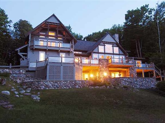 3rd image of 7224 Preserve Dr N