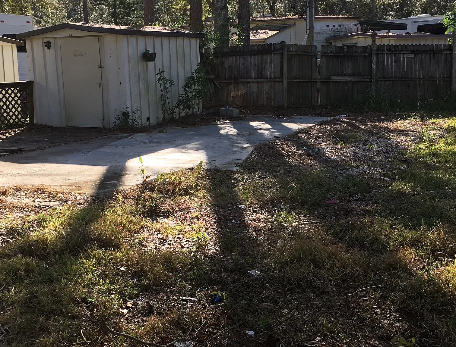 Studio, 2400 sqft, $750 — Photo 1