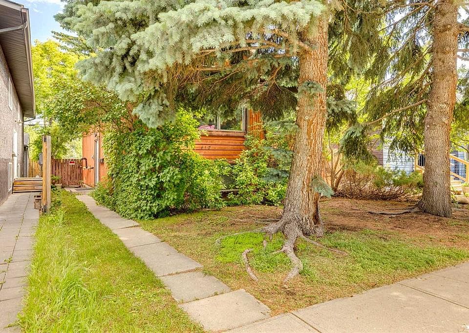 1st image of 612 S 13th Ave NE