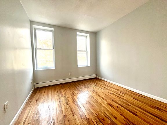 2nd image of 780 Halsey St APT 2