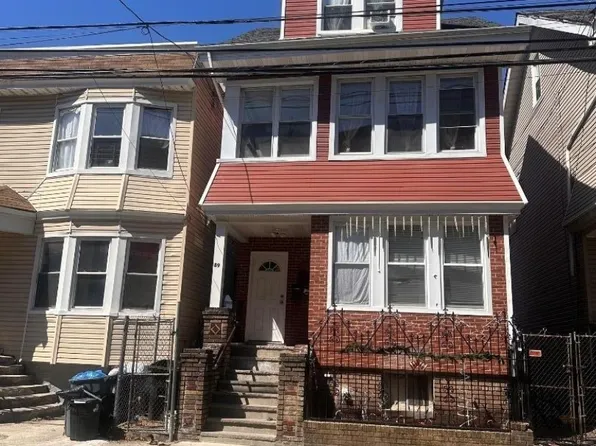 89 Aldine St, Newark City, NJ 07112
