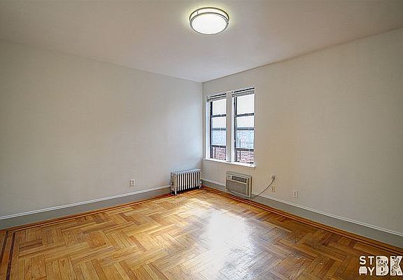 3rd image of 710 Avenue S APT D9