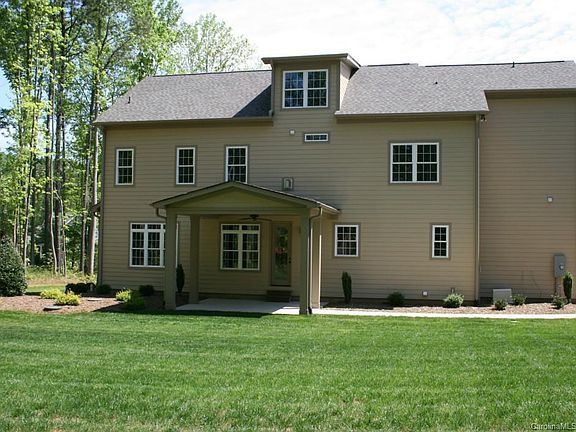 2nd image of 128 Silver Lake Trl #553