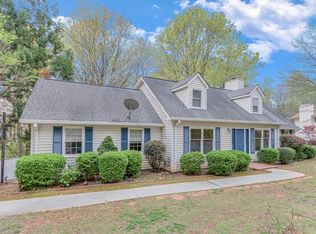 3582 Thompson Bnd, Gainesville, GA 30506