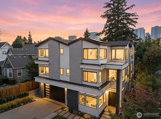 422 98th Ave NE, Bellevue, WA 98004