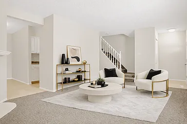 1511 McKercher Dr #2 — Photo 2