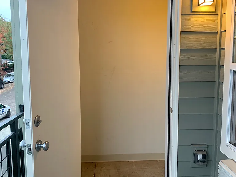 3745 SW Water Ave #101 — Photo 14