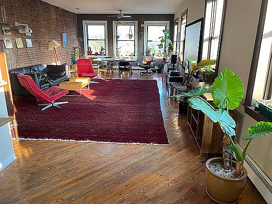 1st image of 374 Dean St APT 4