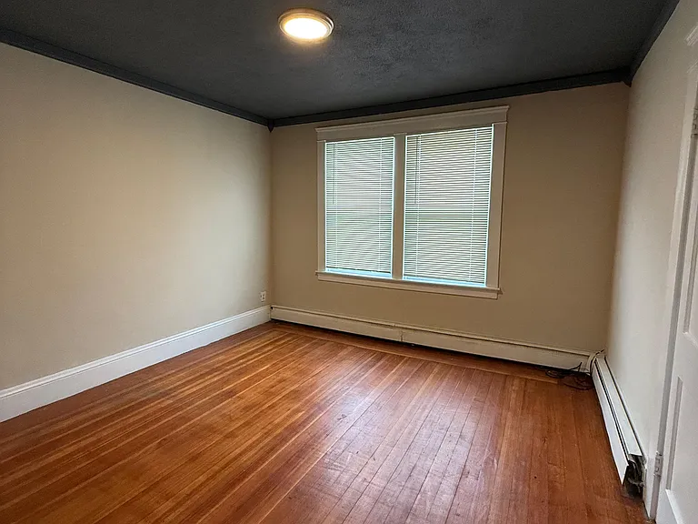 80 Terrace Ave #3 — Photo 7