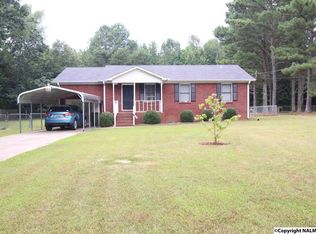 154 Naomi Dr, New Market, AL 35761