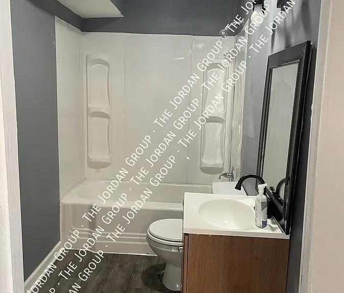 608 Greenwood Ave #3 — Photo 8