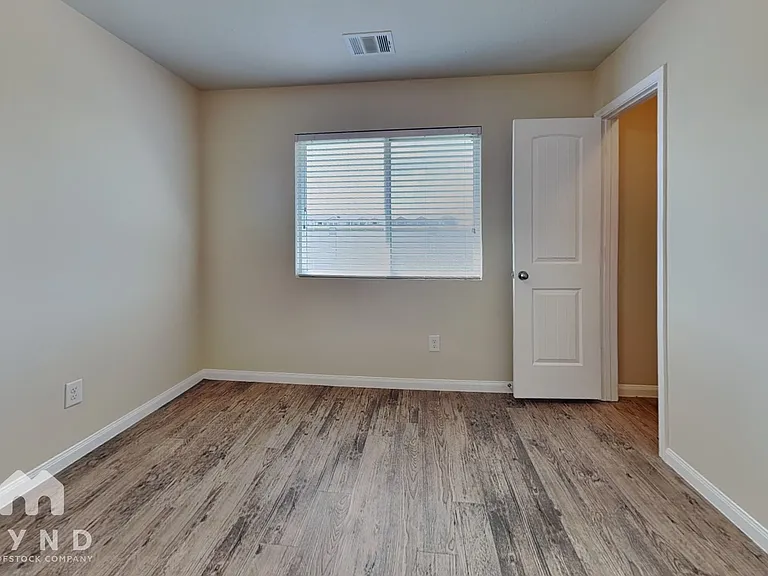10119 Berrypatch Ln — Photo 16