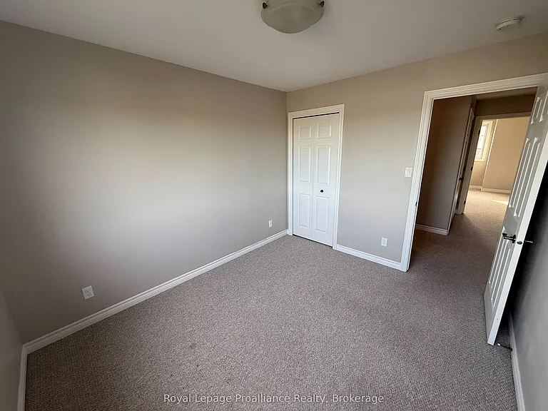 77 Mountain Ash Dr — Photo 19
