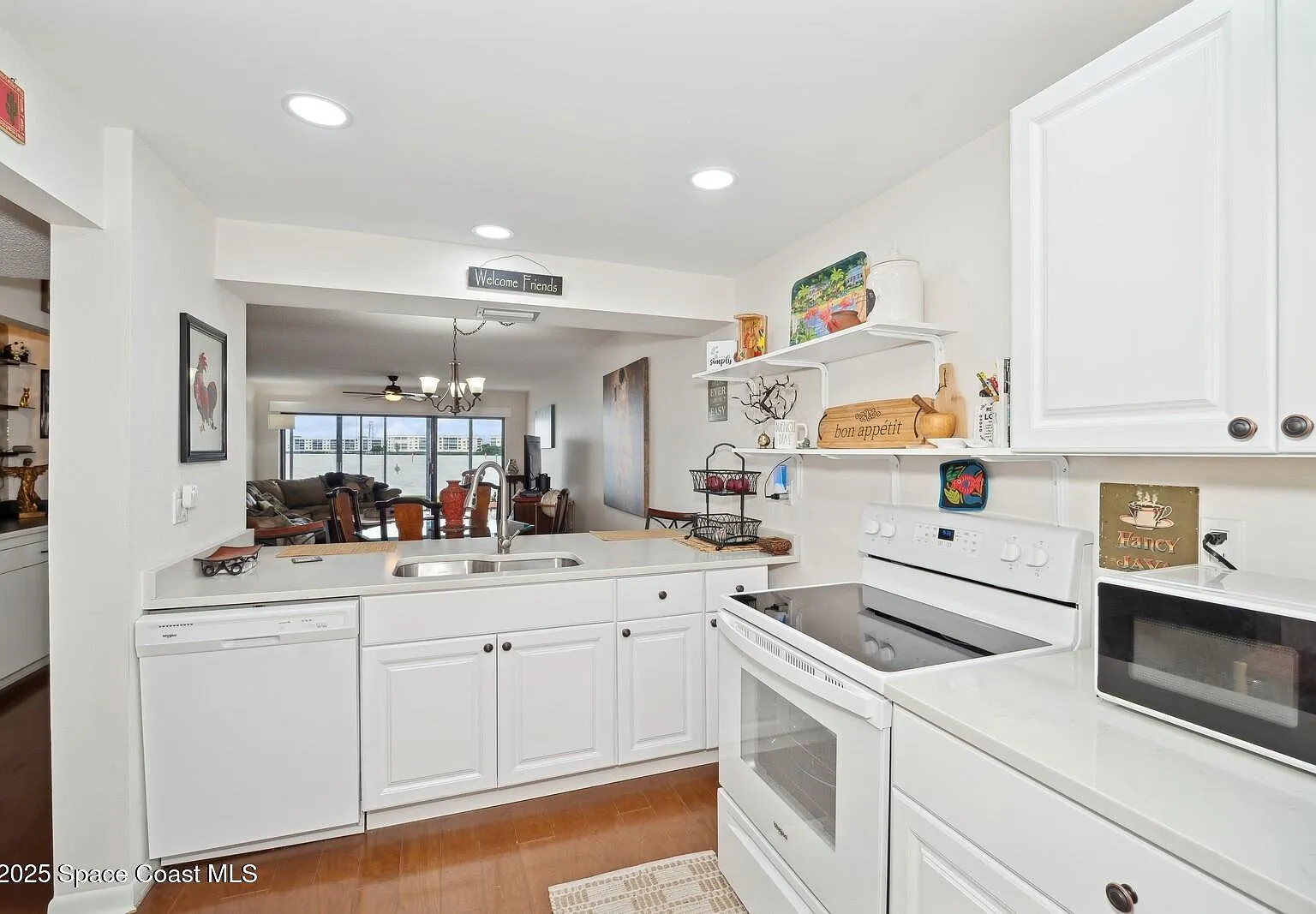 2 bed, 1316 sqft, $2,500 — Photo 4